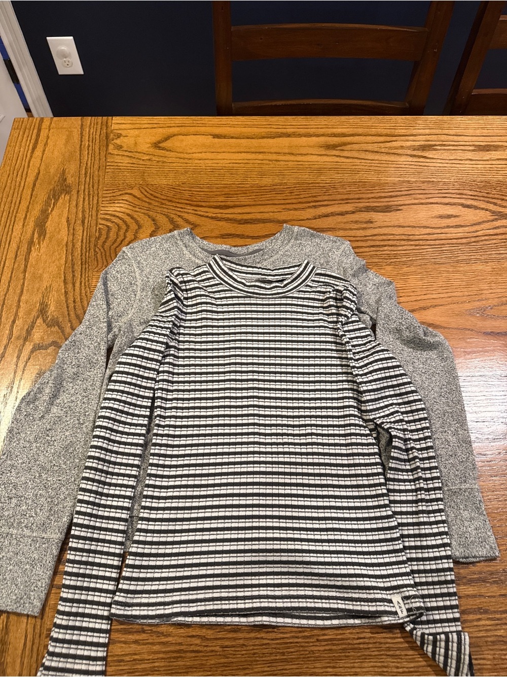 Bundle Abercrombie Long-Sleeve & All In Motion Long Sleeve - Size 14 & 15-16